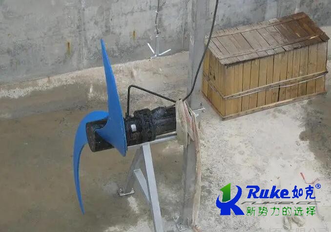 污泥池潜水搅拌机的工作原理和安装调试